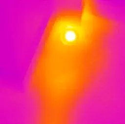 Rilevamento perdita acqua pavimento con termografia.